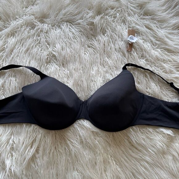 Skims Fits Everybody T-Shirt Bra Onyx Size 44DDD - Picture 1 of 7